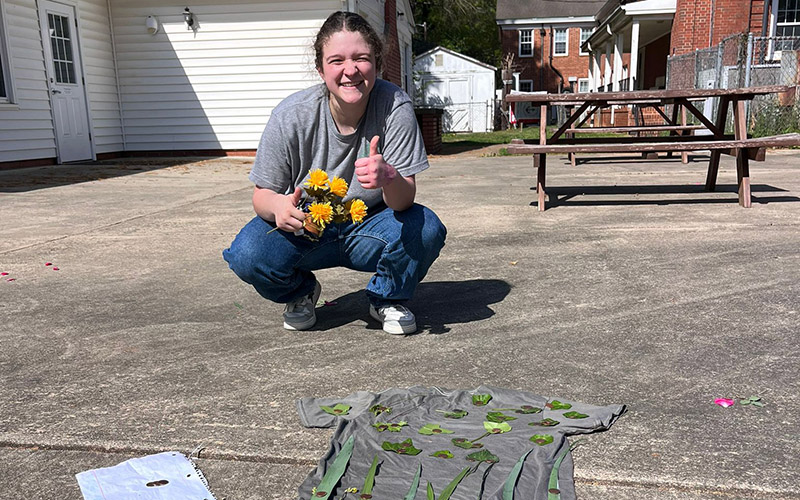 April Peer Day Activity – Art and Science